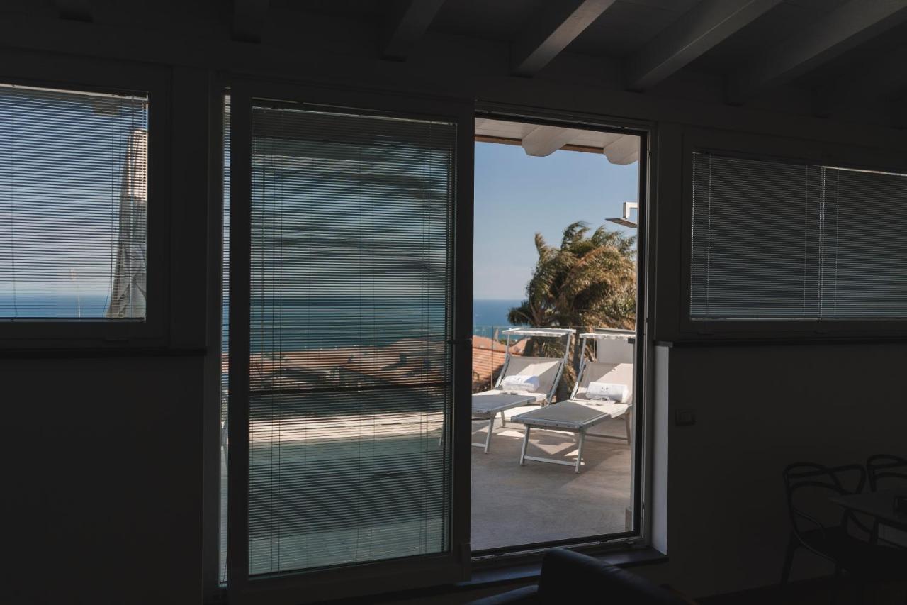 Sicilia'S Art Hotel & Spa Aci Trezza Exterior foto